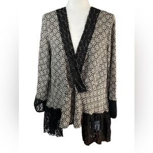 Hem & Thread Black Cream Print Lace Trimmed Boho Top  Size L